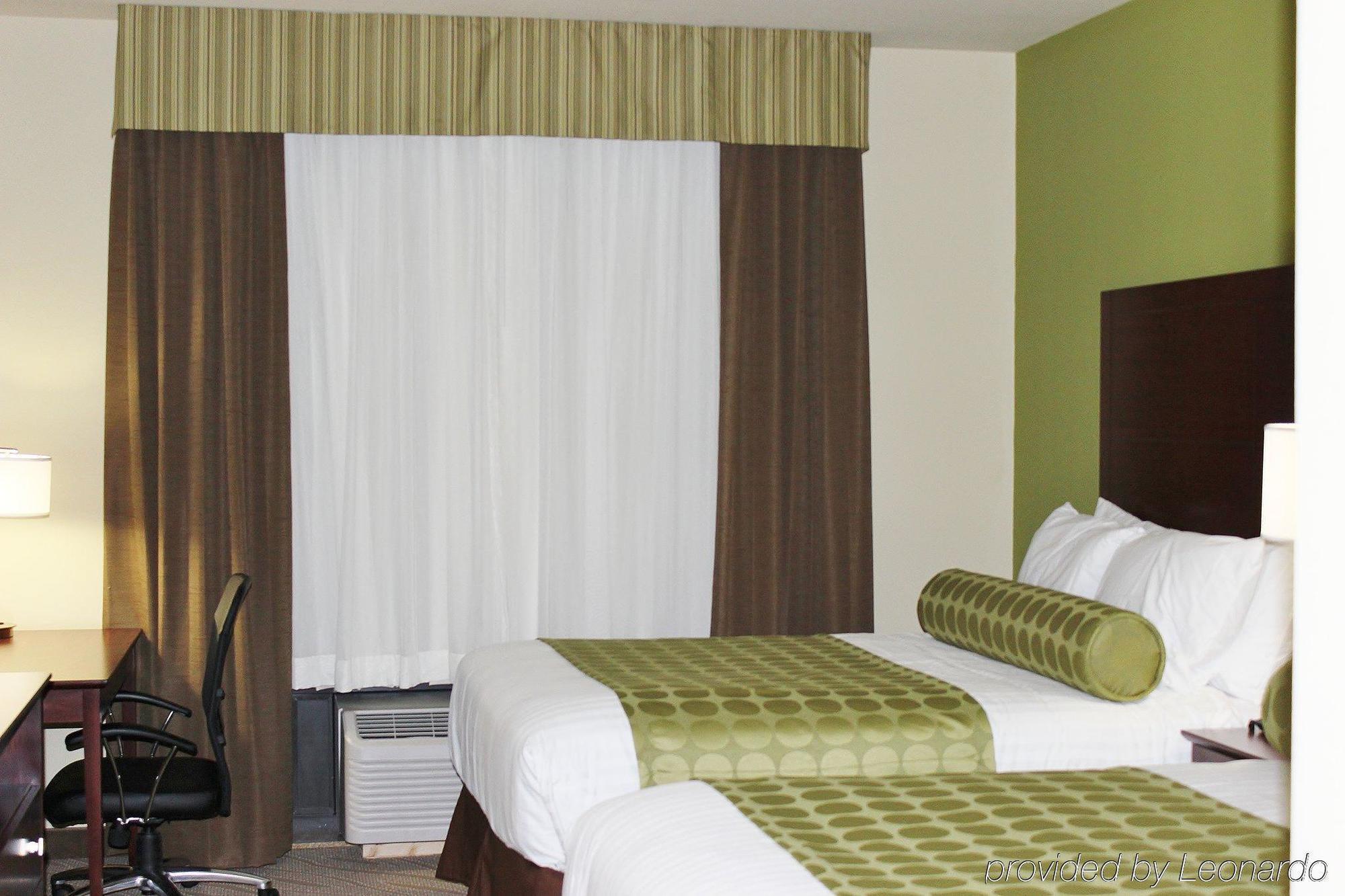Cobblestone Inn & Suites - Marquette Екстер'єр фото